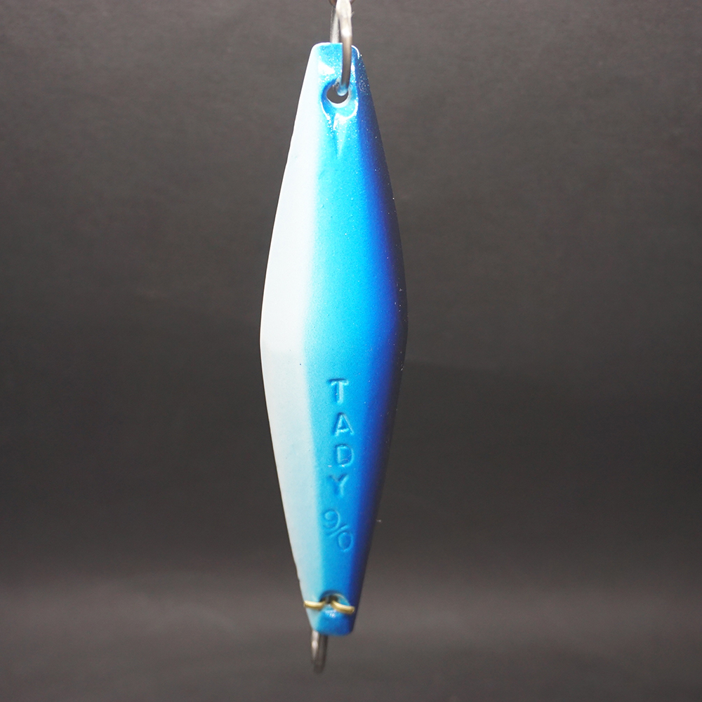 Tady - 9/0 - Fish Dog Blue/White