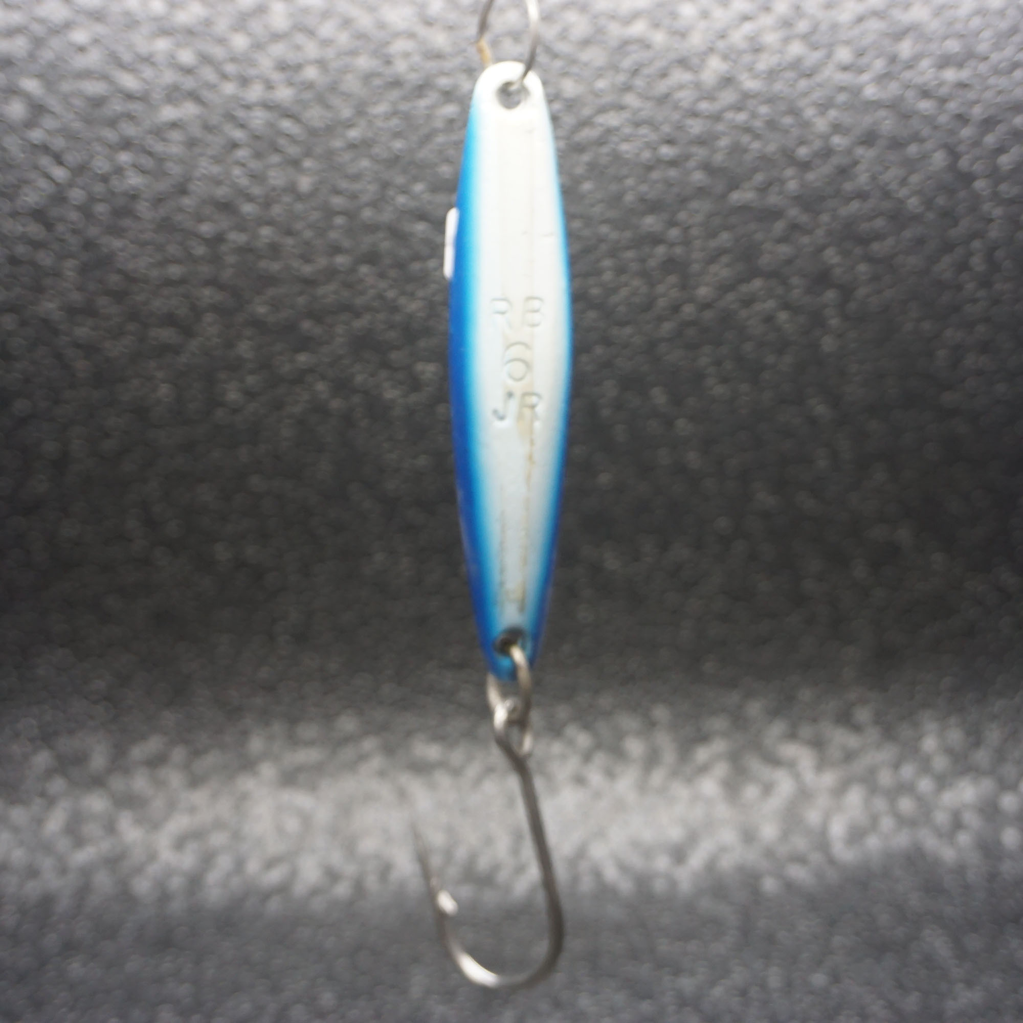 RB - 6 Jr - Blue/White - Single Hook