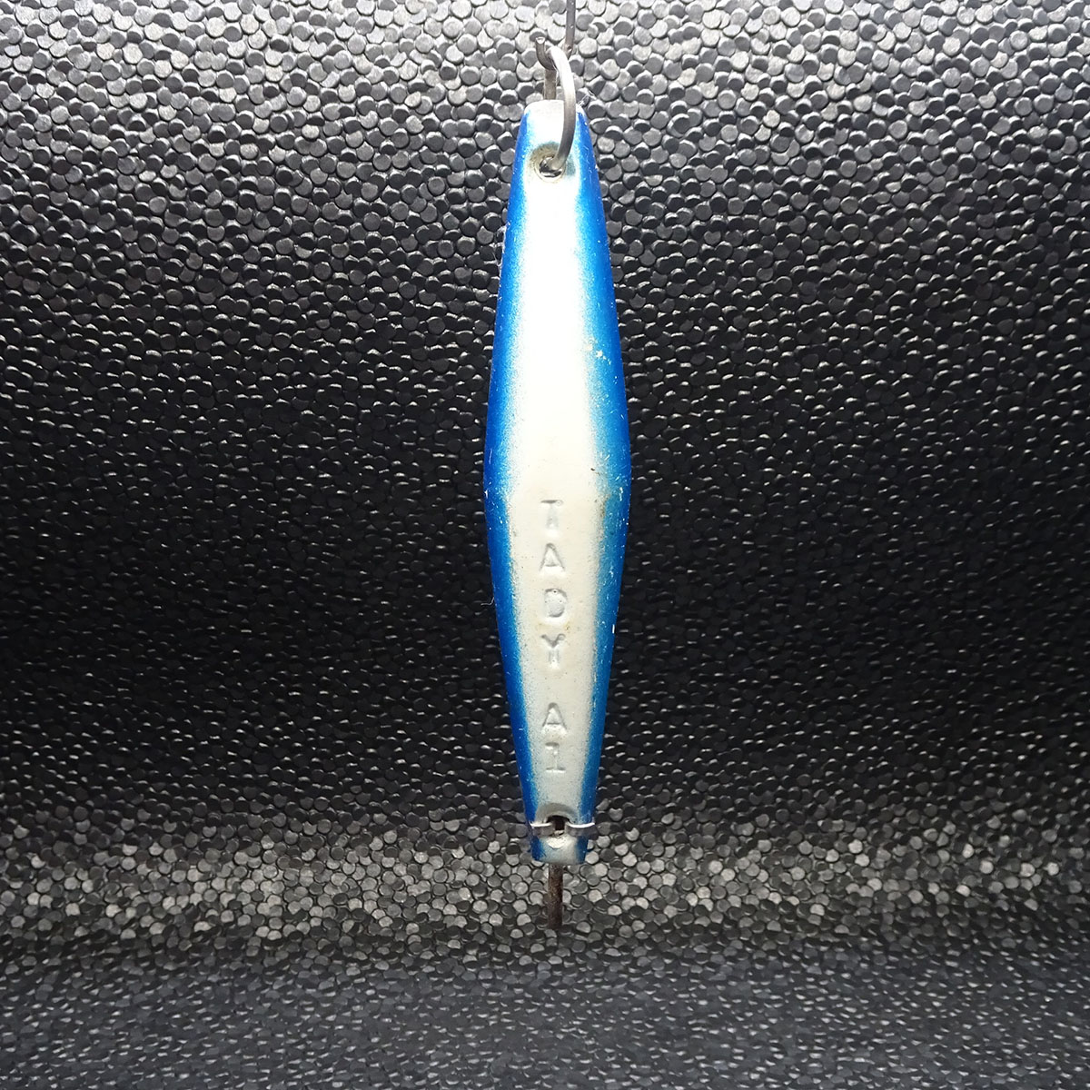 Tady - A1 - Blue/White - Fixed Hook