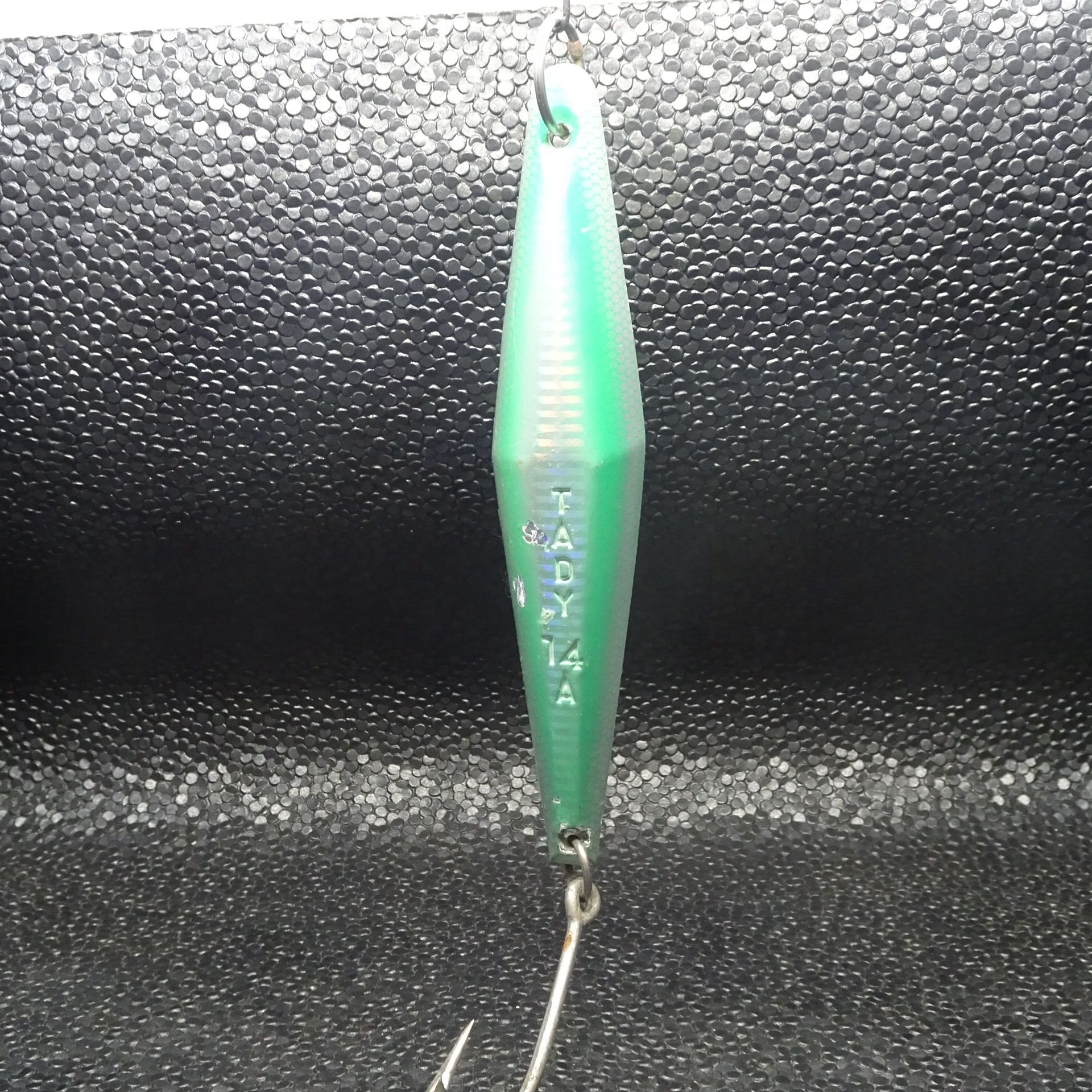 Tady - 14A - Mint/Silver Prism - Single Hook