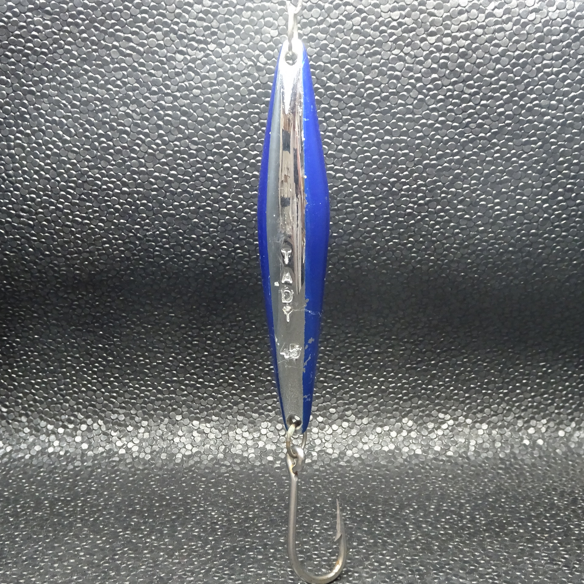 Tady - 45 *Light* - Blue/Chrome - Single Hook