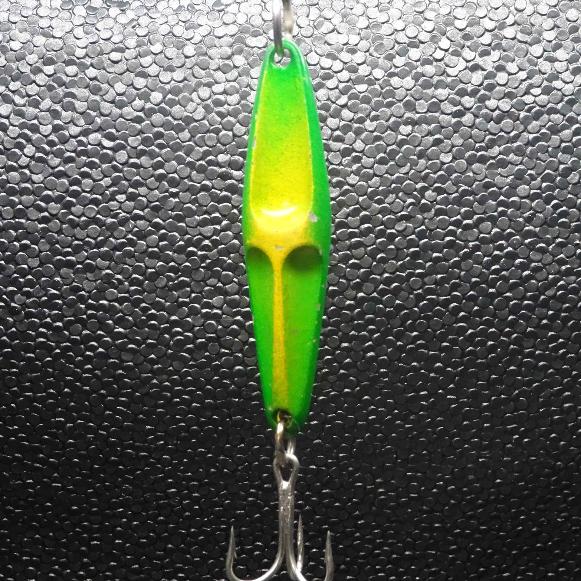 Hook Up Dart - Green/Yellow
