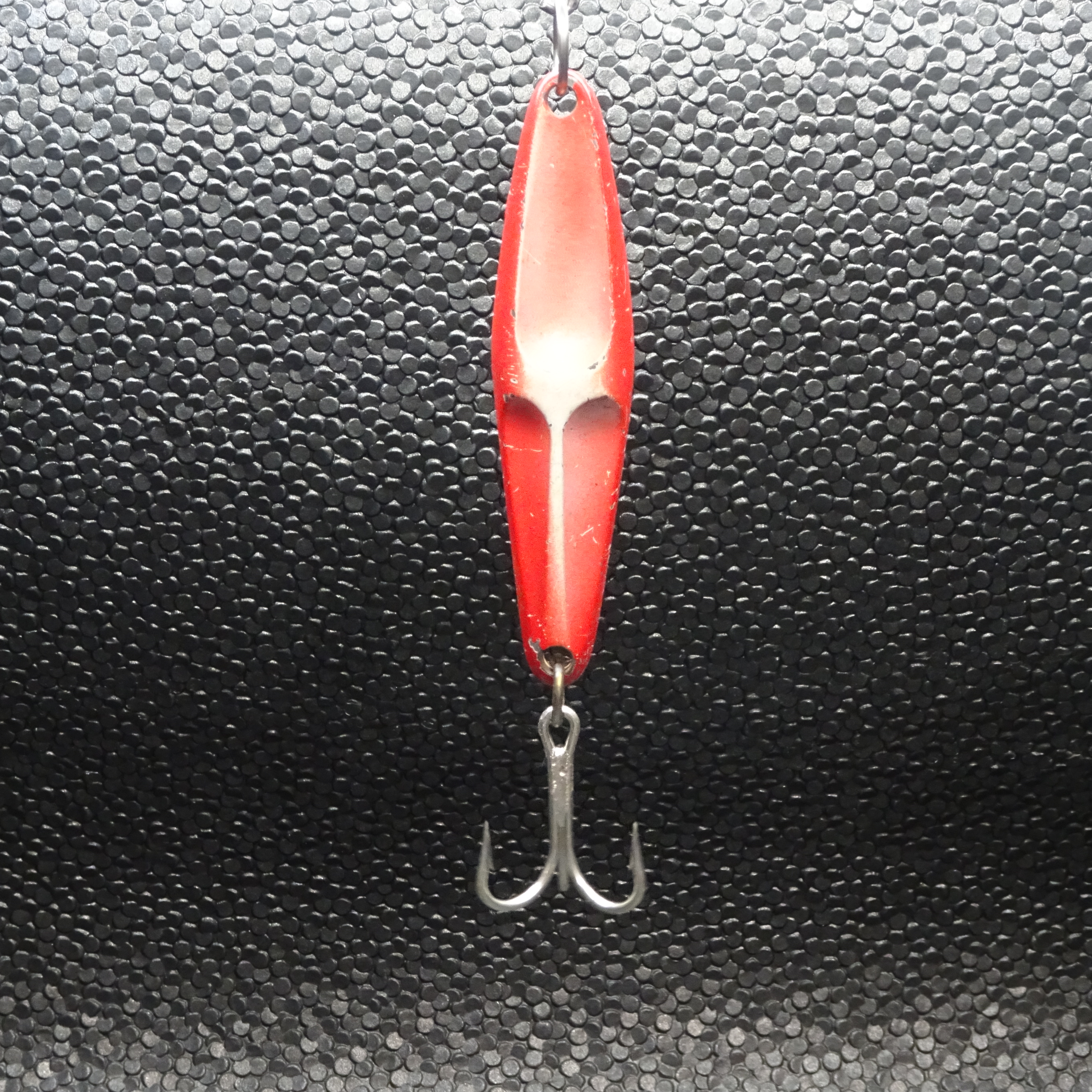 Hook Up Dart - Red/White