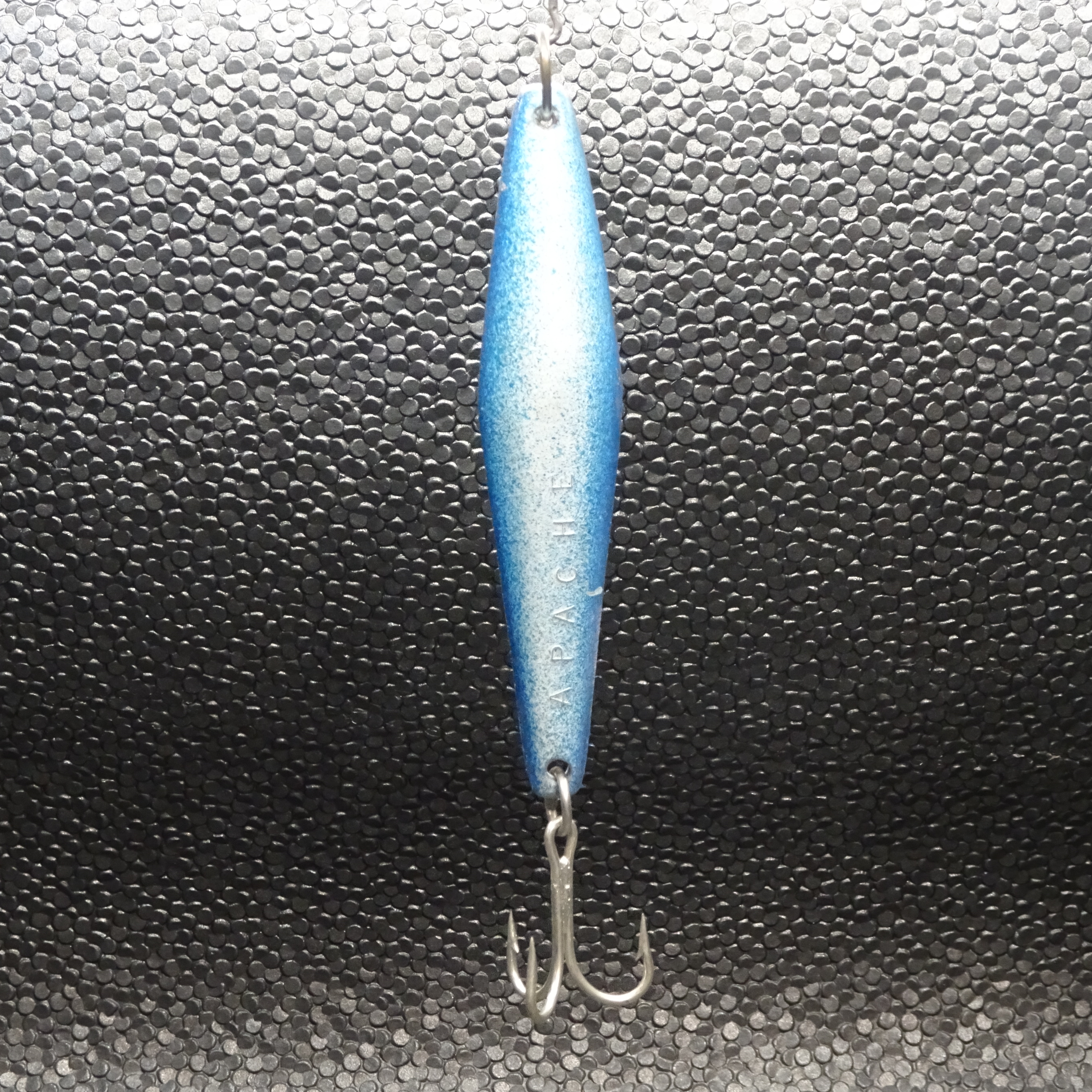 Apache - Blue/White