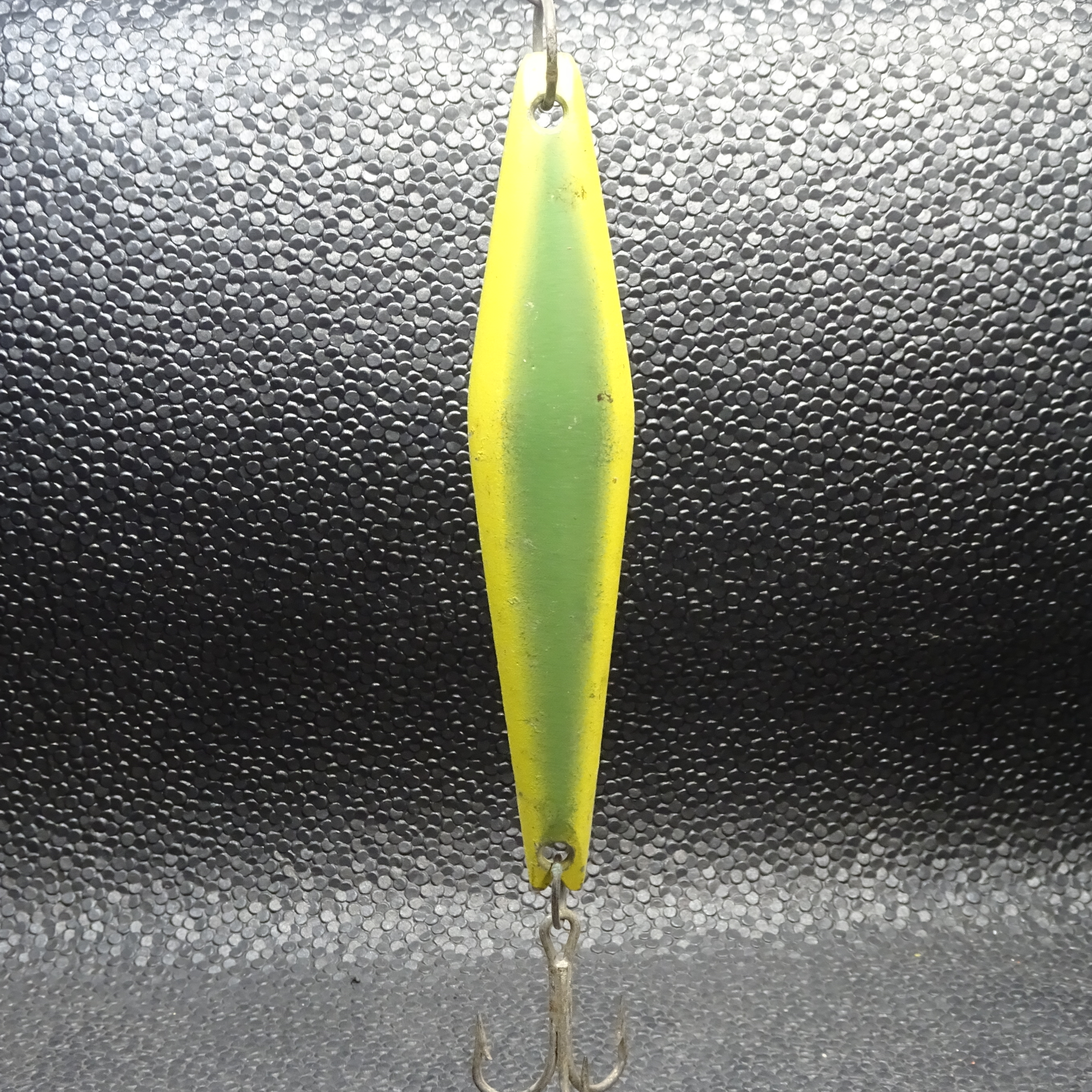 Candy Bar - Starman 112 - Green/Yellow - One "R"